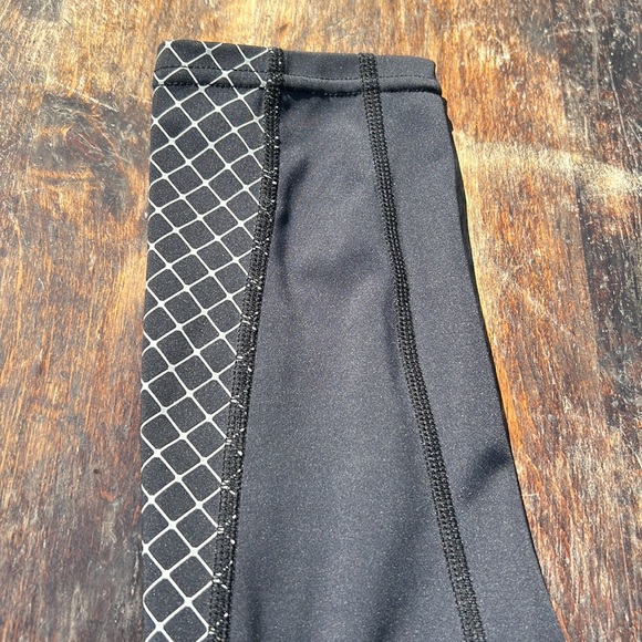 Athleta Mile Active compression running tights mesh inserts reflective size XS - Picture 3 of 8